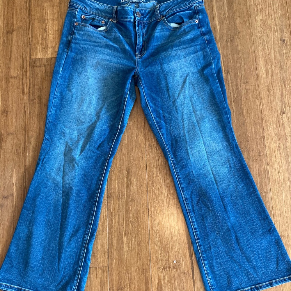American Eagle 🦅 Favorite Boyfriend Stretch Jeans